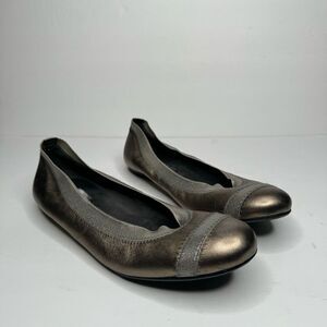 Stewart Weitzman flats size 10